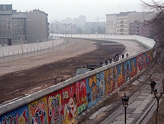 What were the causes and consequences of the Berlin Crisis of 1961?